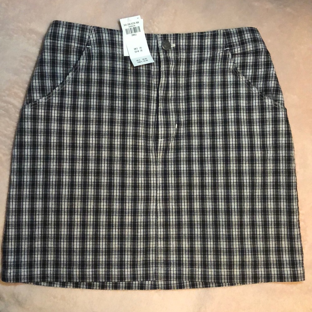 *BRAND NEW* Hollister Plaid Skirt